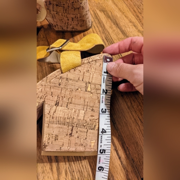 Steve Madden Jess Yellow Suede Cork Platform Sandal sz 11 - Picture 12 of 13